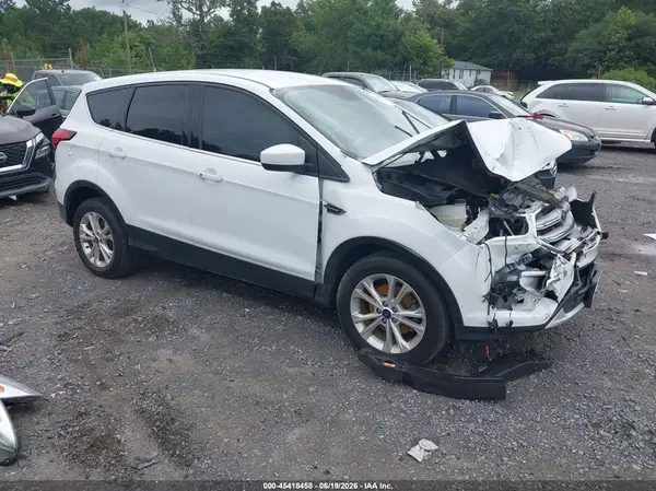 1FMCU0GD5KUB46590 2019 FORD ESCAPE - Image 1
