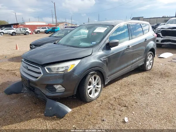 1FMCU0GD5KUB57055 2019 FORD ESCAPE - Image 2