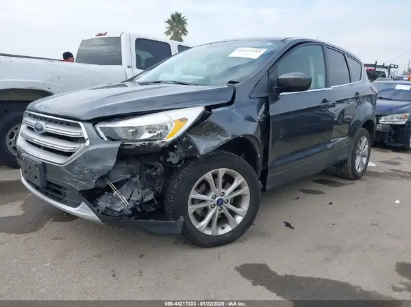 1FMCU0GD5KUB79251 2019 FORD ESCAPE - Image 2