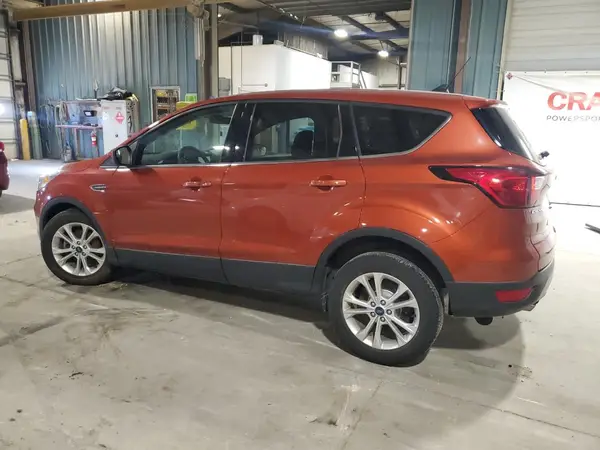 1FMCU0GD5KUB97667 2019 FORD ESCAPE - Image 2