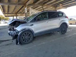 1FMCU0GD5KUC06271 2019 FORD ESCAPE
