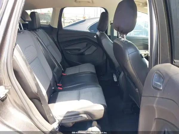 1FMCU0GD5KUC06416 2019 FORD ESCAPE - Image 8