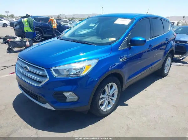 1FMCU0GD5KUC27749 2019 FORD ESCAPE - Image 2