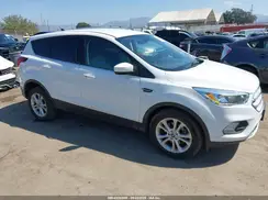 1FMCU0GD5KUC35804 2019 FORD ESCAPE