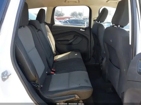 1FMCU0GD5KUC35804 2019 FORD ESCAPE - Image 8