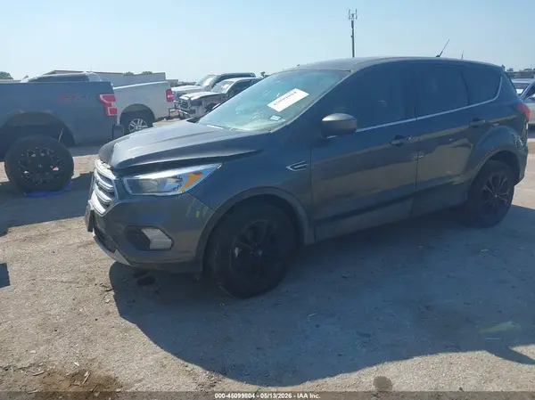 1FMCU0GD5KUC52618 2019 FORD ESCAPE - Image 2