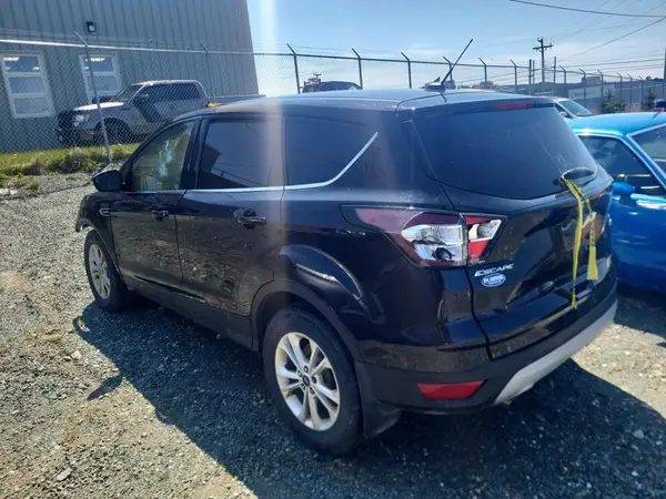 1FMCU0GD6HUA01230 2017 FORD ESCAPE - Image 2