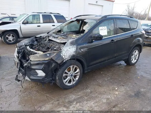 1FMCU0GD6HUA10638 2017 FORD ESCAPE - Image 2