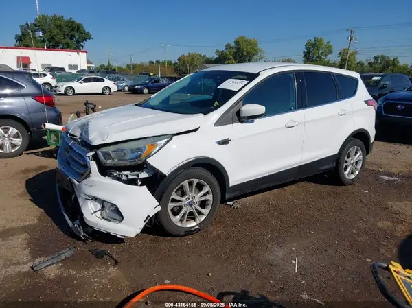 1FMCU0GD6HUA12325 2017 FORD ESCAPE - Image 2