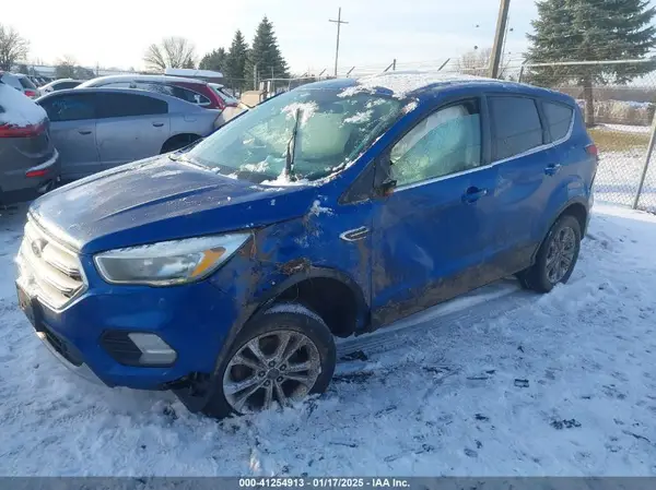 1FMCU0GD6HUA21252 2017 FORD ESCAPE - Image 2