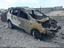 1FMCU0GD6HUA38228 2017 FORD ESCAPE
