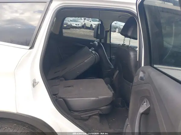 1FMCU0GD6HUA44868 2017 FORD ESCAPE - Image 8