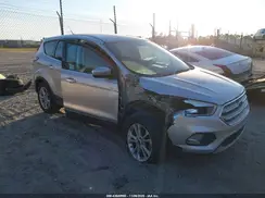 1FMCU0GD6HUA45714 2017 FORD ESCAPE