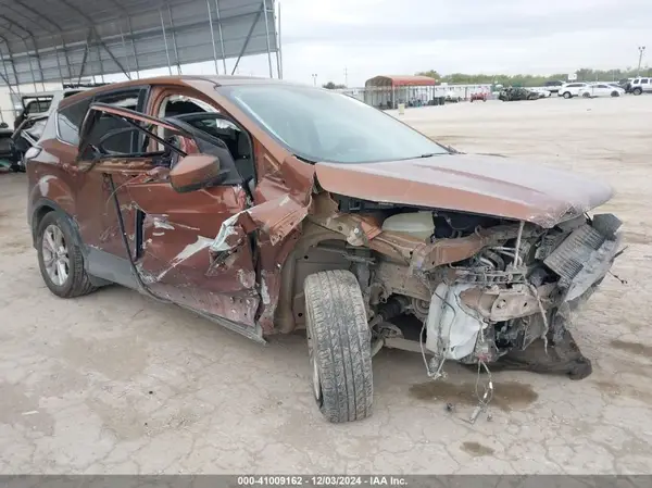 1FMCU0GD6HUA54297 2017 FORD ESCAPE - Image 1