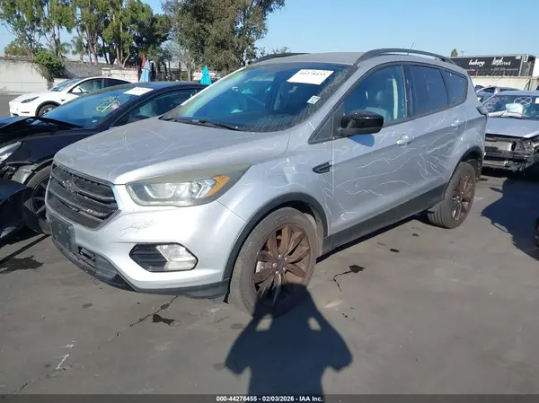 1FMCU0GD6HUA81211 2017 FORD ESCAPE - Image 2