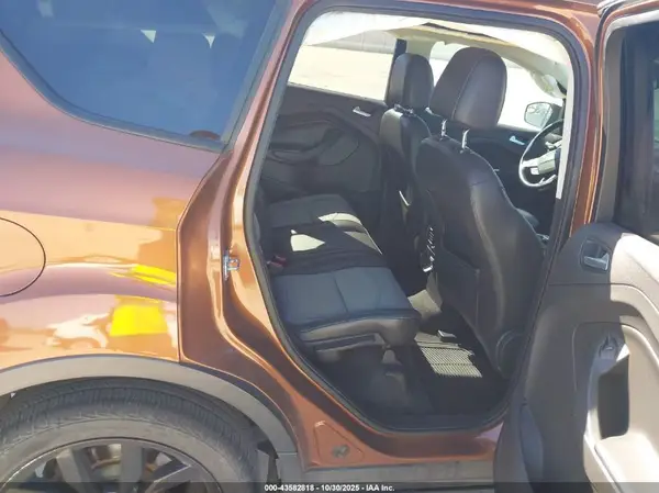 1FMCU0GD6HUB02011 2017 FORD ESCAPE - Image 8