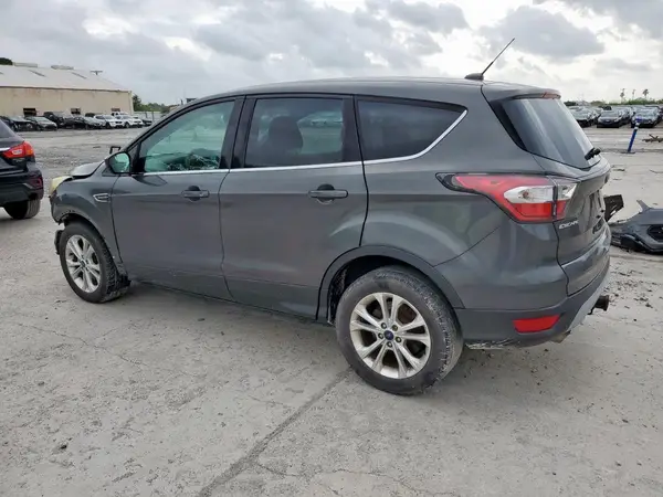 1FMCU0GD6HUB35834 2017 FORD ESCAPE - Image 2