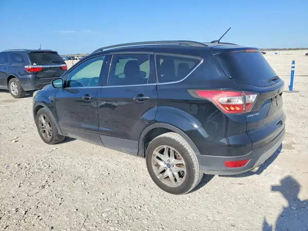 1FMCU0GD6HUB40449 2017 FORD ESCAPE - Image 2