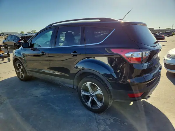 1FMCU0GD6HUB42329 2017 FORD ESCAPE - Image 2