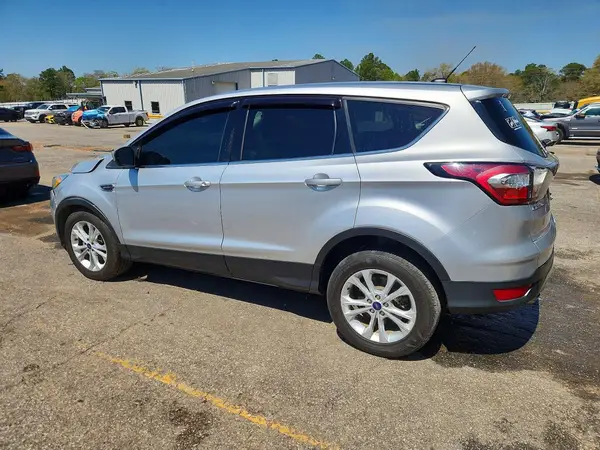 1FMCU0GD6HUB56683 2017 FORD ESCAPE - Image 2
