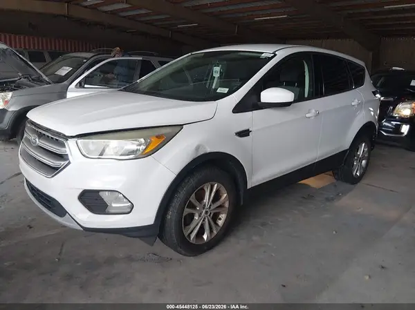1FMCU0GD6HUB61804 2017 FORD ESCAPE - Image 2
