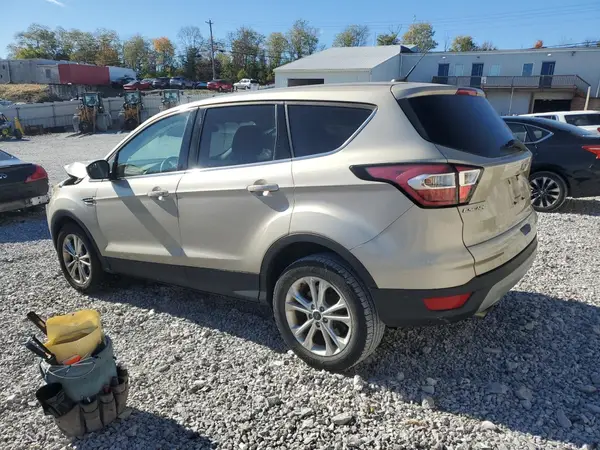 1FMCU0GD6HUB76769 2017 FORD ESCAPE - Image 2