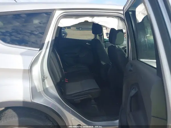 1FMCU0GD6HUC10001 2017 FORD ESCAPE - Image 8