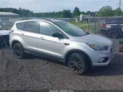 1FMCU0GD6HUC18230 2017 FORD ESCAPE