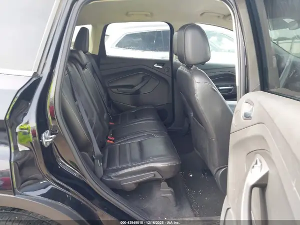 1FMCU0GD6HUC18910 2017 FORD ESCAPE - Image 8