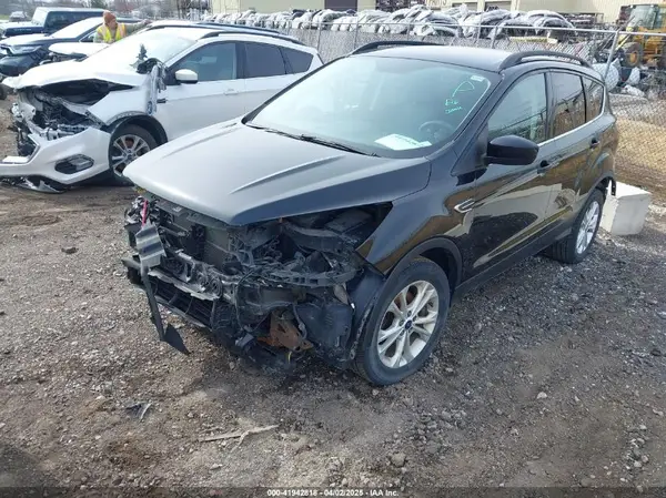 1FMCU0GD6HUC22567 2017 FORD ESCAPE - Image 2
