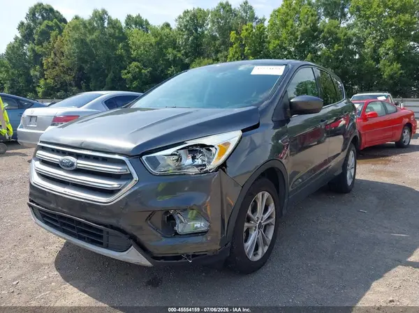 1FMCU0GD6HUC22570 2017 FORD ESCAPE - Image 2