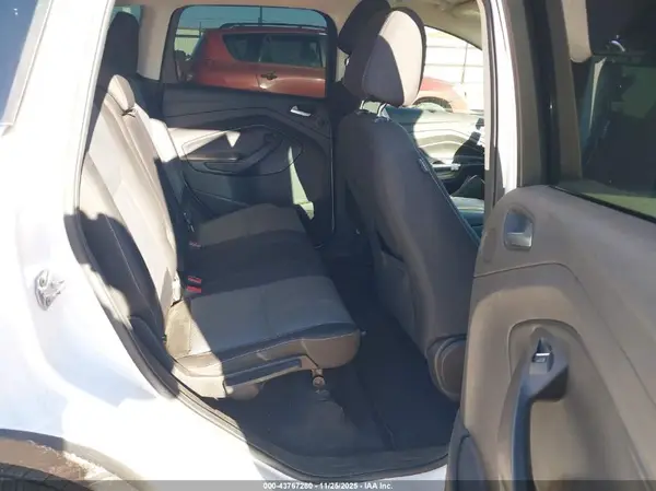 1FMCU0GD6HUC34122 2017 FORD ESCAPE - Image 8