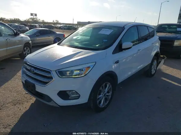 1FMCU0GD6HUC43564 2017 FORD ESCAPE - Image 2