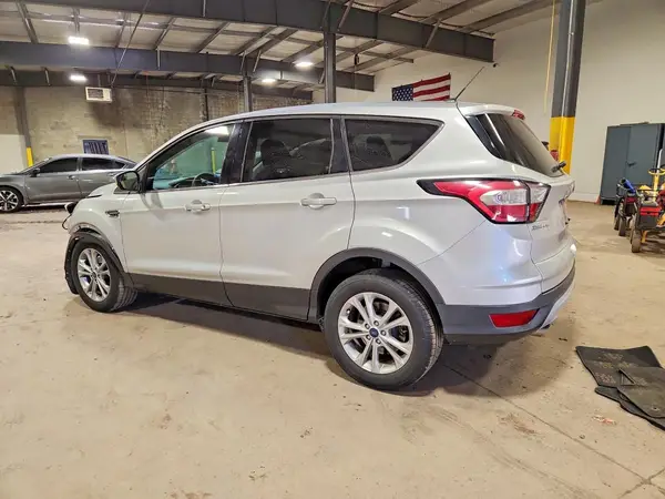1FMCU0GD6HUC48814 2017 FORD ESCAPE - Image 2