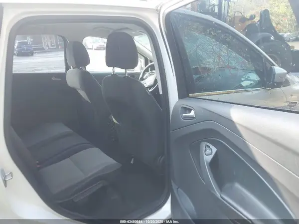 1FMCU0GD6HUC75088 2017 FORD ESCAPE - Image 8