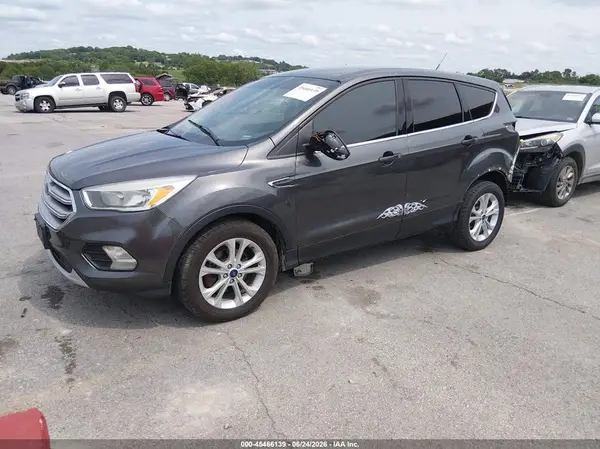 1FMCU0GD6HUC79304 2017 FORD ESCAPE - Image 2