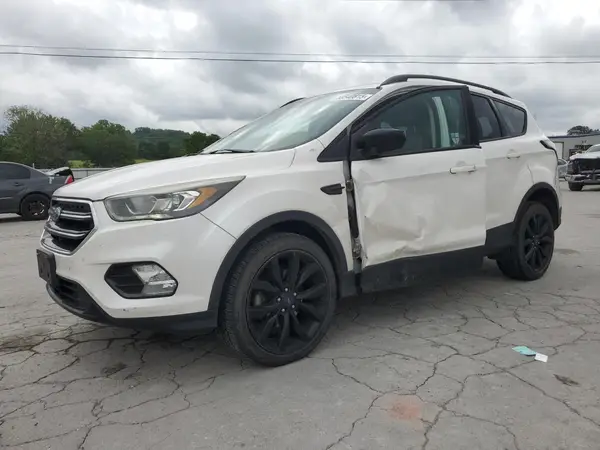 1FMCU0GD6HUC84213 2017 FORD ESCAPE - Image 1