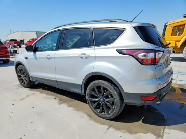1FMCU0GD6HUC95213 2017 FORD ESCAPE - Image 2