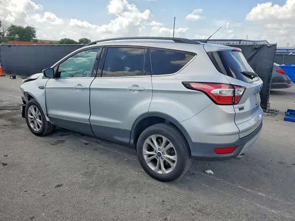 1FMCU0GD6HUD24757 2017 FORD ESCAPE - Image 2