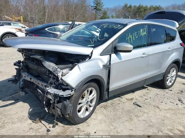 1FMCU0GD6HUD35208 2017 FORD ESCAPE - Image 2