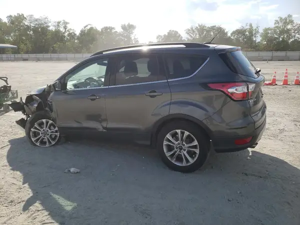 1FMCU0GD6HUD38142 2017 FORD ESCAPE - Image 2