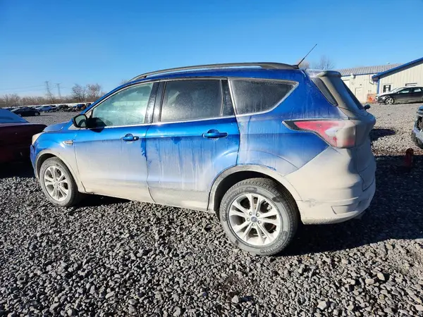 1FMCU0GD6HUD51604 2017 FORD ESCAPE - Image 2
