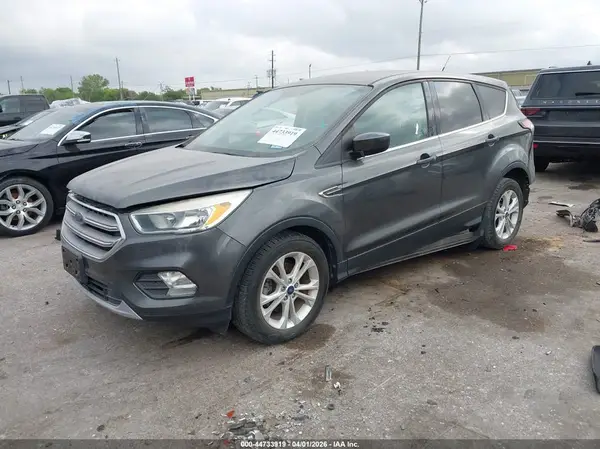 1FMCU0GD6HUD52946 2017 FORD ESCAPE - Image 2
