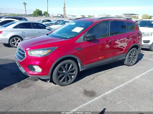 1FMCU0GD6HUD85249 2017 FORD ESCAPE - Image 2