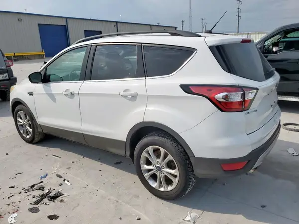 1FMCU0GD6HUD85607 2017 FORD ESCAPE - Image 2