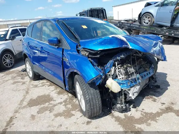 1FMCU0GD6HUE02471 2017 FORD ESCAPE - Image 1