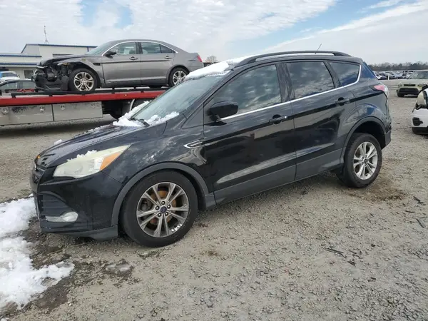 1FMCU0GD6HUE29413 2017 FORD ESCAPE - Image 1