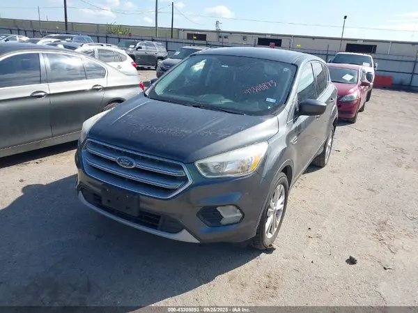 1FMCU0GD6HUE38595 2017 FORD ESCAPE - Image 2