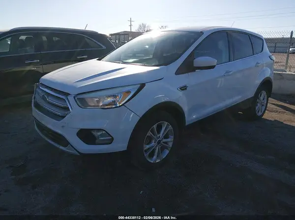 1FMCU0GD6HUE40055 2017 FORD ESCAPE - Image 2