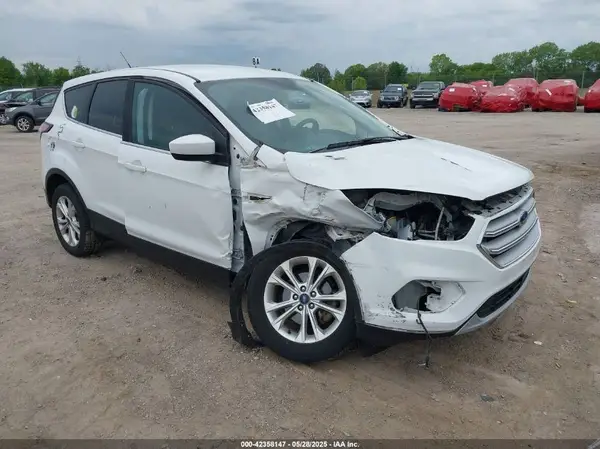 1FMCU0GD6HUE91698 2017 FORD ESCAPE - Image 1